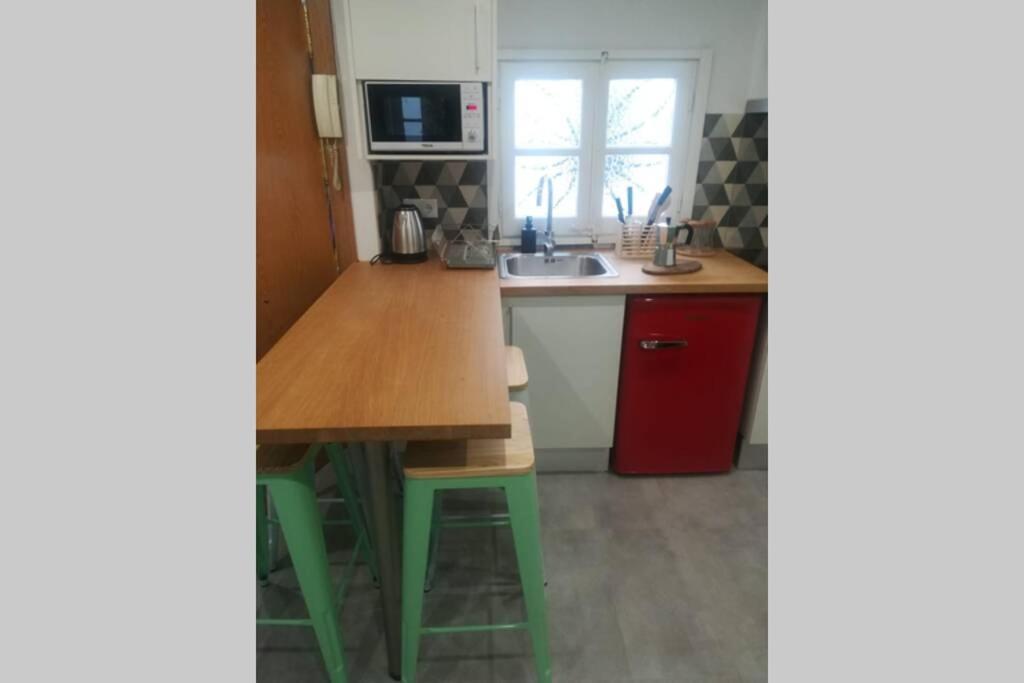M3 Terrace. Cool Apartment 15 Min Center By Metro Esplugues de Llobregat Buitenkant foto