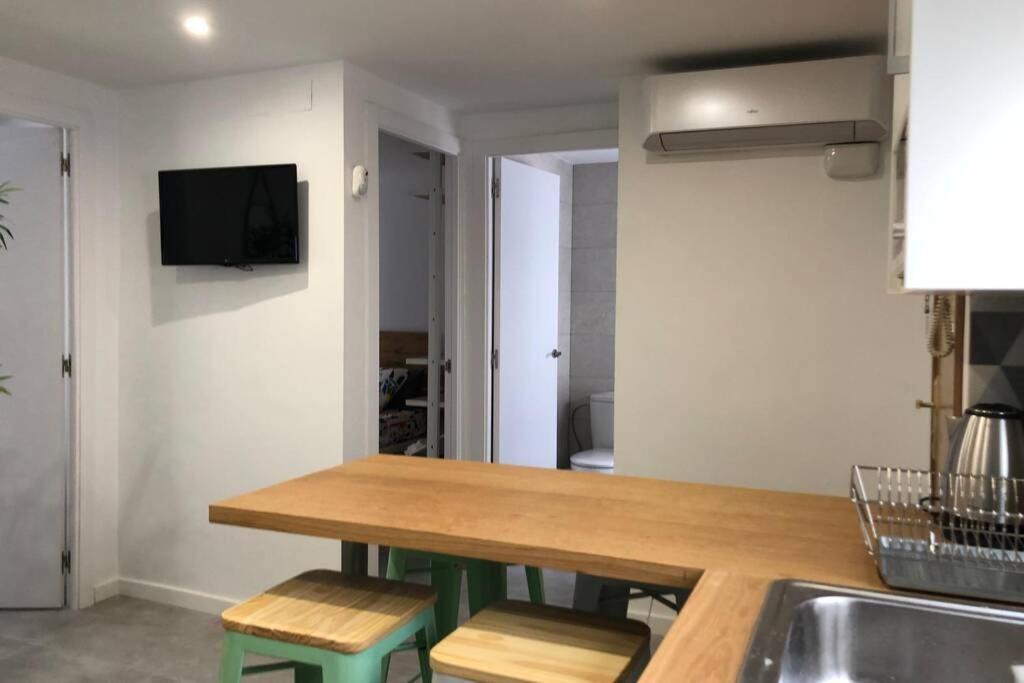 M3 Terrace. Cool Apartment 15 Min Center By Metro Esplugues de Llobregat Buitenkant foto