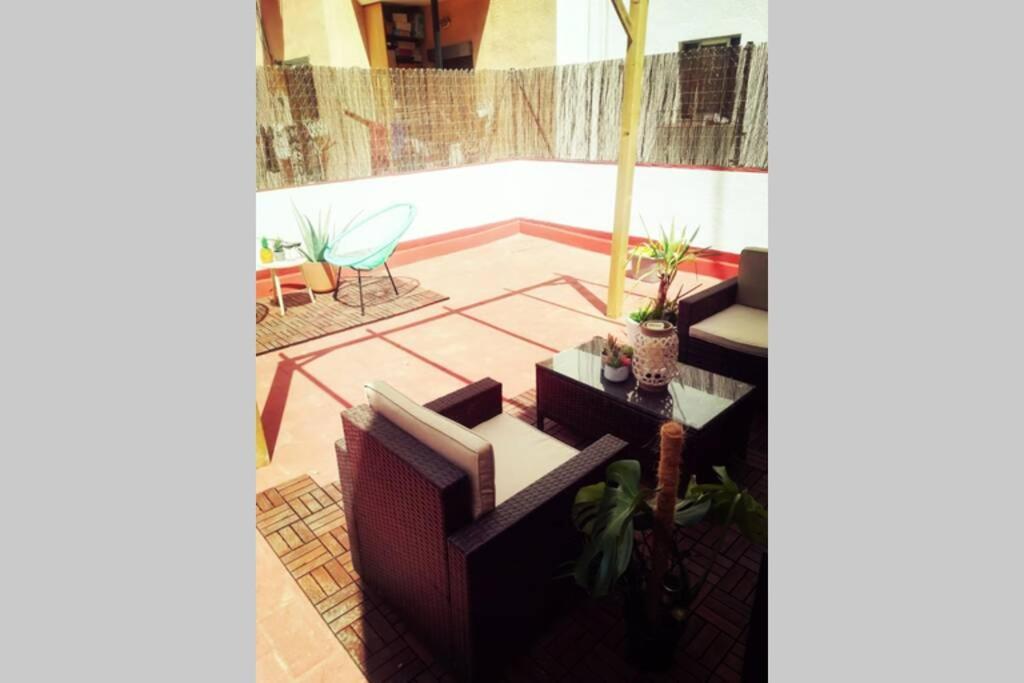 M3 Terrace. Cool Apartment 15 Min Center By Metro Esplugues de Llobregat Buitenkant foto